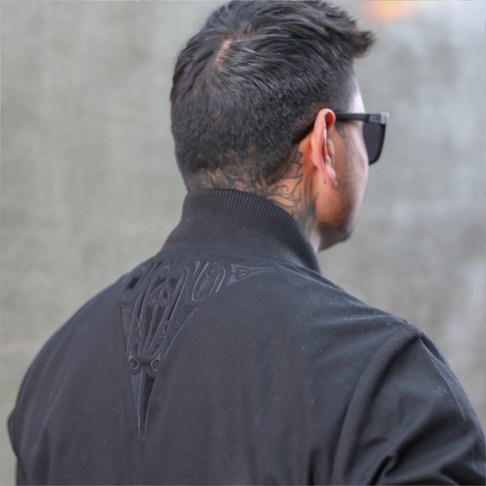 Embroidered Black Jacket - Tapatoru