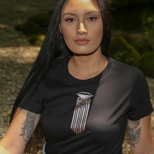 Moko Kauae Women's T-shirt - Cravass
